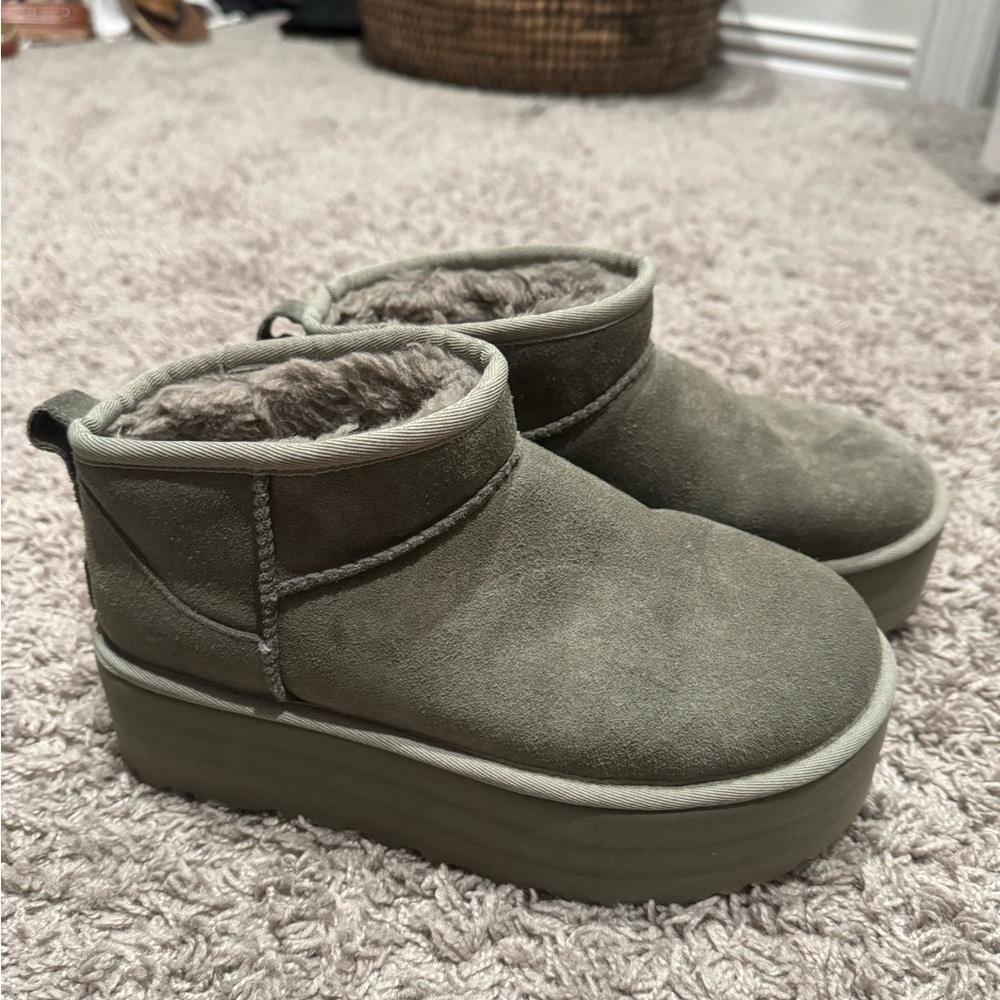 Green UGG platform mini boots